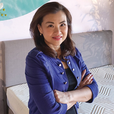 IIrriiss L, Managing Director