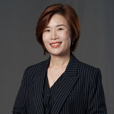 Tran Thu Ha, Acting CFO, Vinpearl