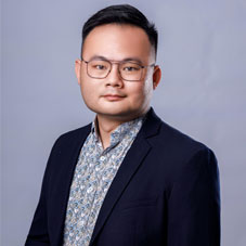 Dr Kenny Yeap Kim Pey, Medical Director