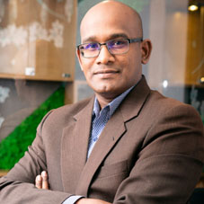  Santhakumaran Atmalingam,     Founder & Consultant