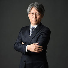    Kotaro Fukudome,     Founder & Executive Coach