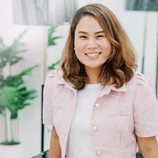 Elaine Rose Apostol , CMO