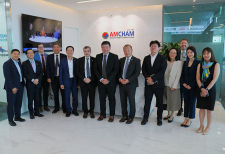 AMCHAM Hosts US Ambassador Steel for Business Community Meeting img