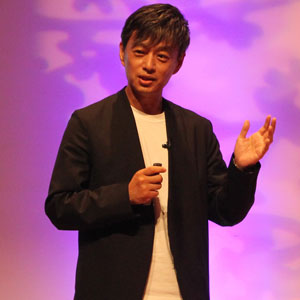 Aritoshi (Toshi) Hanakawa,   CMO & COO