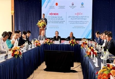 Vietnam, Cambodia Step Up Trade Cooperation