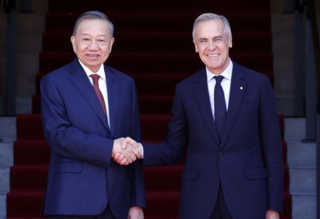 Vietnam, Canada Issue Joint Statement on Strategic Partnership