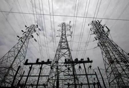 EU Power Grid Needs Trillion-Dollar Upgrade to Avert Blackouts