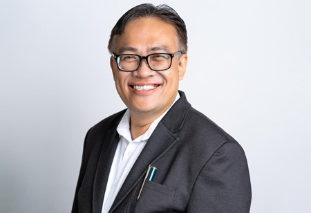 Empowering Employees & Prioritizing Diversity and Inclusion Empowering Employees & Prioritizing Diversity and Inclusion
