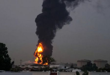 UAE Gas Field Ablaze as Trump Pushes for Help on Hormuz