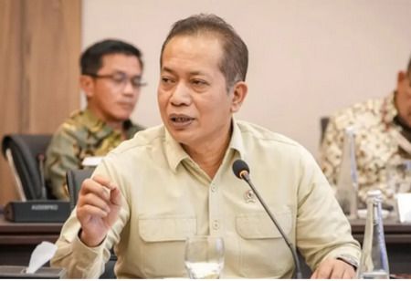 Minister Encourages SOEs, Private Firms to Mentor Village Co-Ops