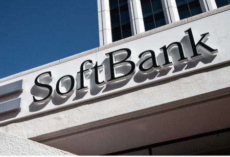 SoftBank Shares Surge to Record High After Optimism for AI Prospects