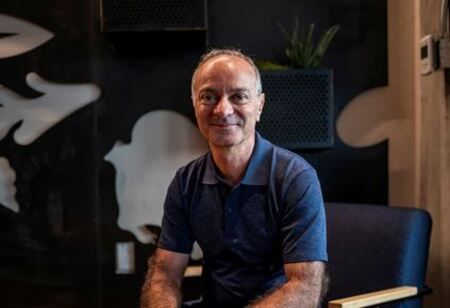 Arm Hires Amazon AI Exec to Boost Plans to Build its Own Chips