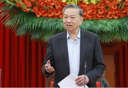 Party Chief Sets Guidelines for Feedback on Draft Documents