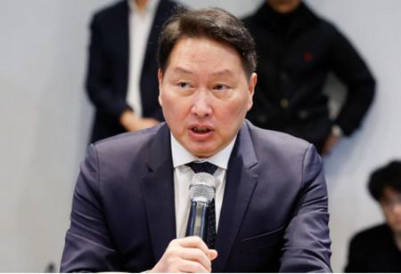 SK Group Chairman Says Wafer Shortage to Last Until 2030