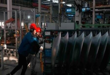 Japan’s Factory Activity Slows Down in March 