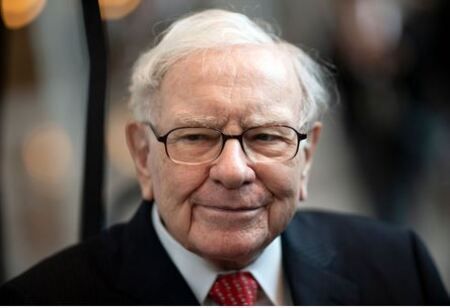 CEOs Hail Buffett for Ending Historic Run at Berkshire Hathaway