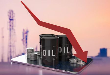 Saudi Oil Sales to Top Asia Buyers to Drop on Hormuz Disruptions