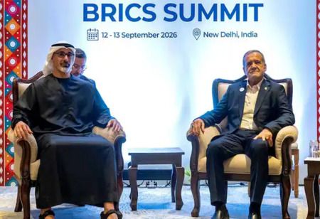 Iran, UAE Agree to ‘Put the Past Behind’ and Strengthen Ties