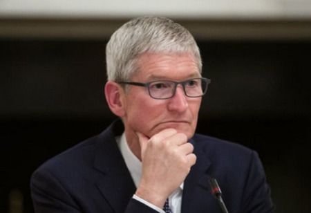 Tim Cook Visits Japan as Apple Ginza Store Reopens