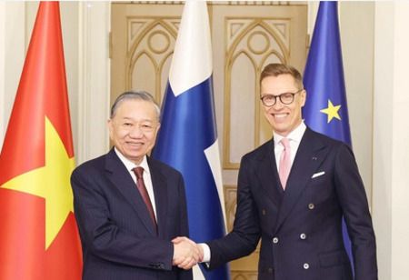 Finland Greets Vietnamese Party Chief With Welcome Ceremony